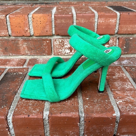 Good American Women's Terry Slip On Green & Gold High Heel Sandals Size 10 - Picture 3 of 8